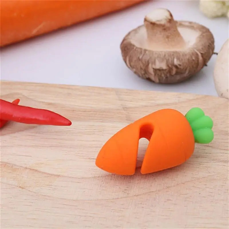 Creative Little Vegetable and Poultry Pot Lid Lifter