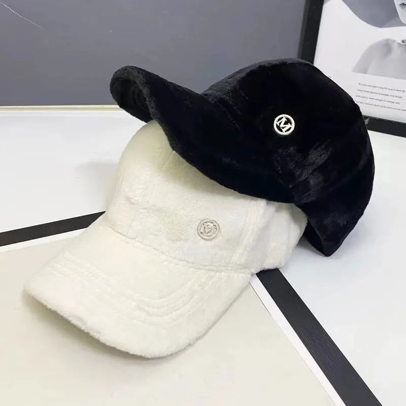 Warm and Fashionable M Blend Baseball Cap for Fall and Winter