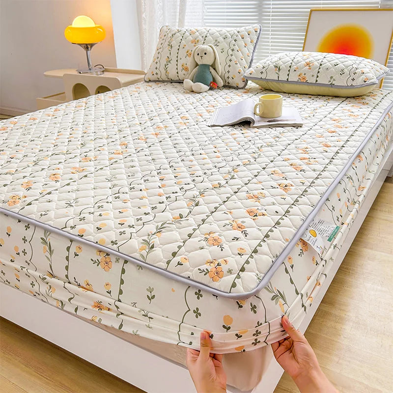 Floral Fitted Queen Sheet Set with Mattress Protector