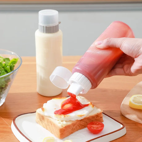 Portable Tomato Ketchup Squeeze Bottle for On-the-Go Flavor